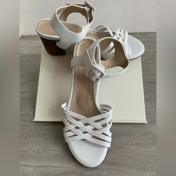 Vionic Peony White Leather Sandals Raffia Block Heels in Women’s Size 8M