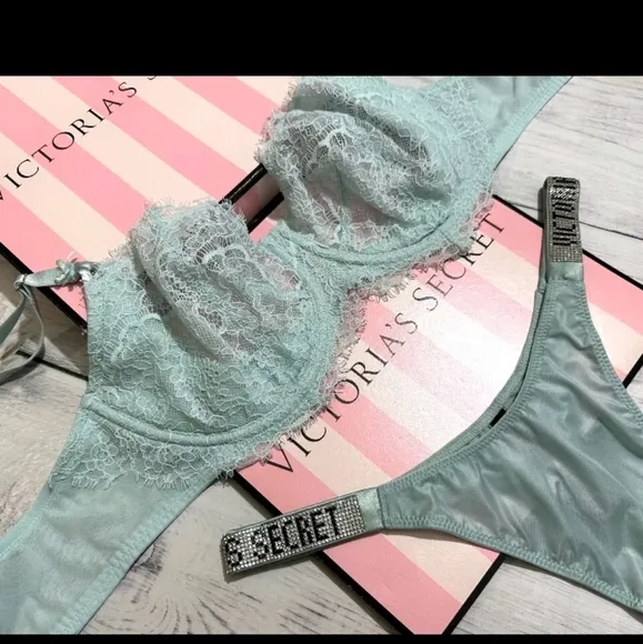 V.S. 2PC Very Sexy Lacie Lace Unlined Bra &amp; Shine strap Thong Panty-(Mint)