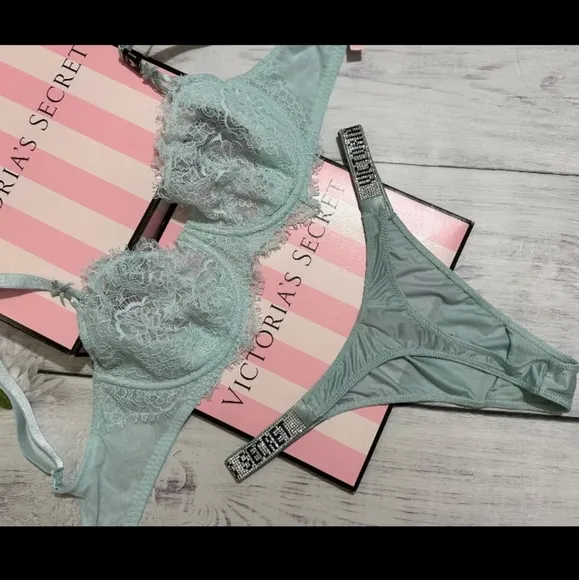 V.S. 2PC Very Sexy Lacie Lace Unlined Bra &amp; Shine strap Thong Panty-(Mint)