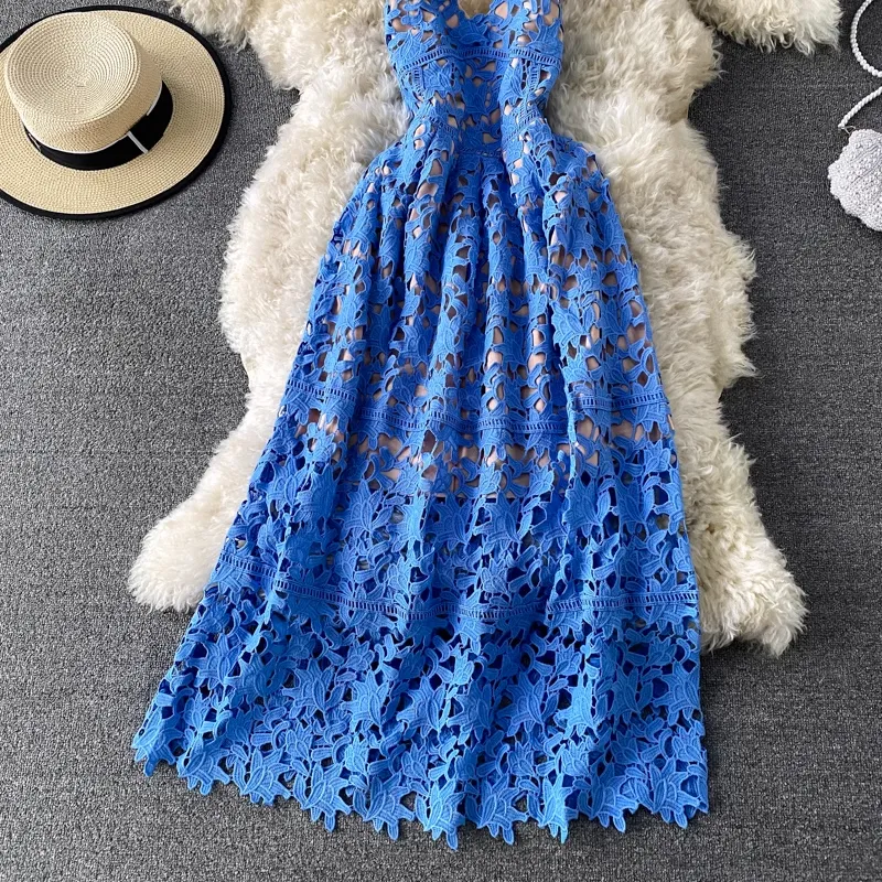 Women's hollow lace dress