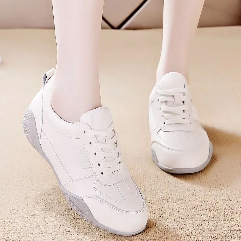 Women's Lightweight Sports Shoes