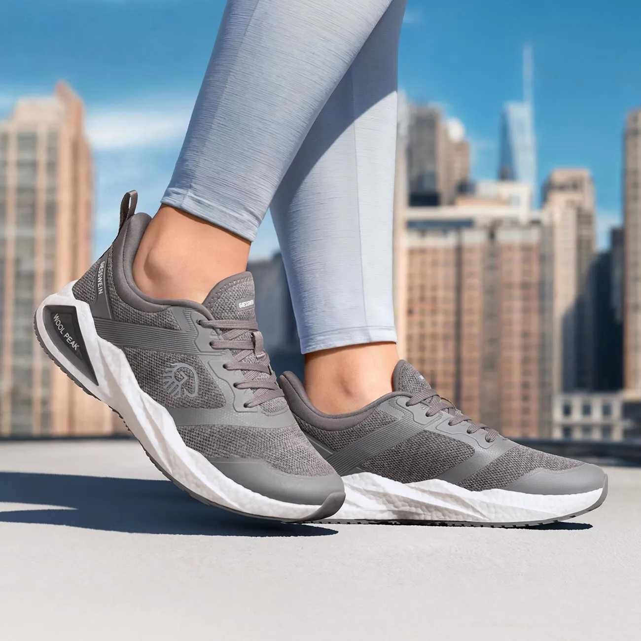 Wool Peak Women